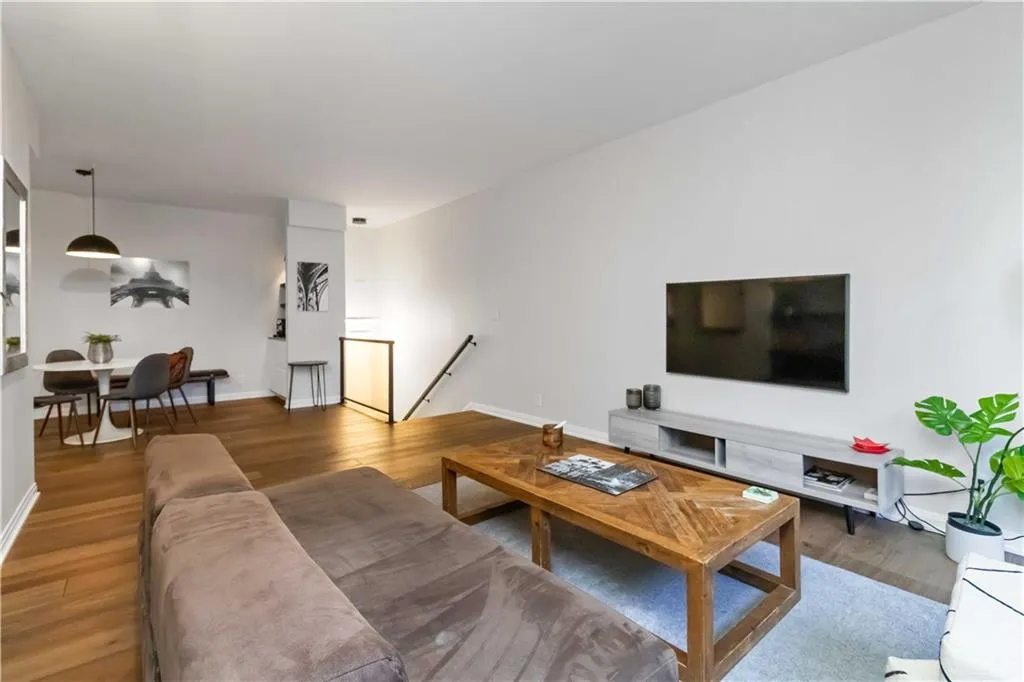 145 15th Street Ne Unit 211, Atlanta, Georgia 30309, 1 Bedroom Bedrooms, ,1 BathroomBathrooms,Residential,For Sale,145 15th Street Ne Unit 211,7647280