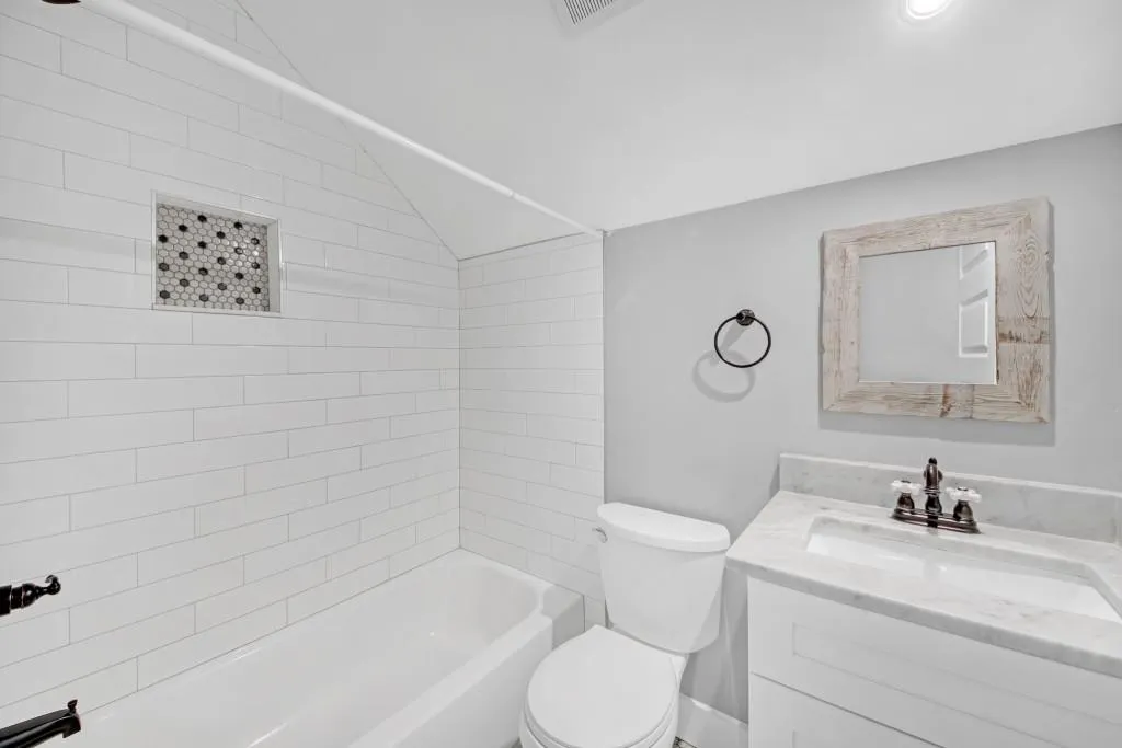 Atlanta, Georgia 30318, 3 Bedrooms Bedrooms, ,3 BathroomsBathrooms,Residential,For Sale,7591837