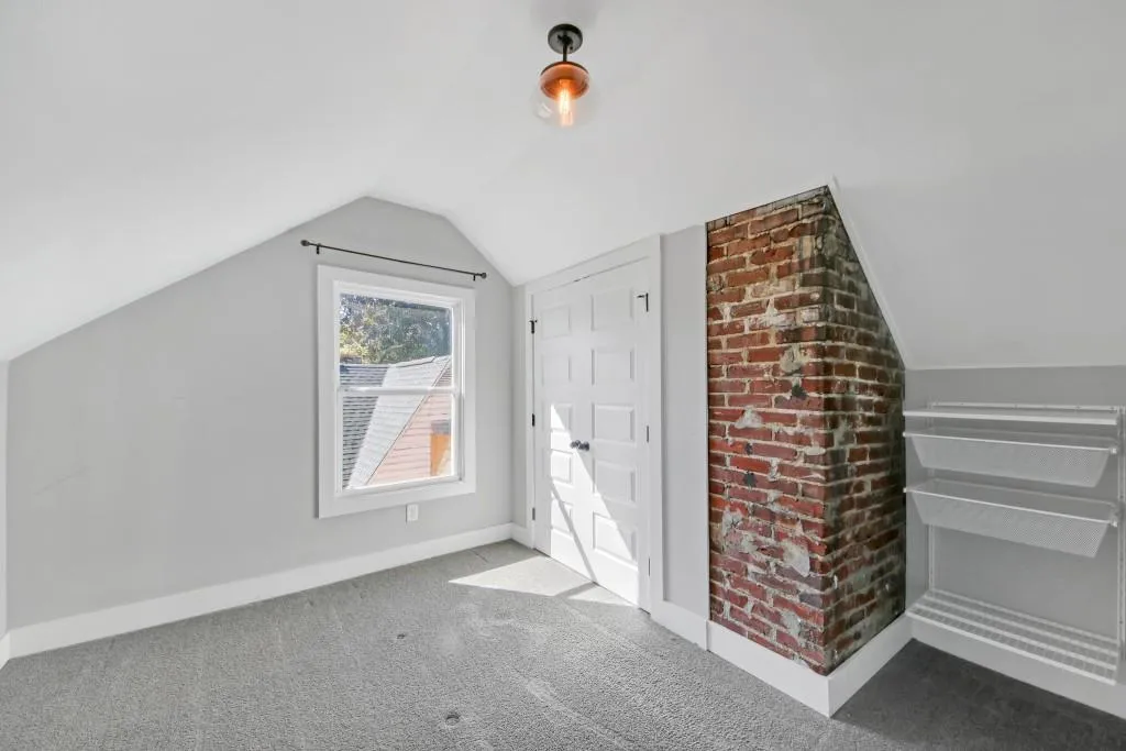Atlanta, Georgia 30318, 3 Bedrooms Bedrooms, ,3 BathroomsBathrooms,Residential,For Sale,7591837