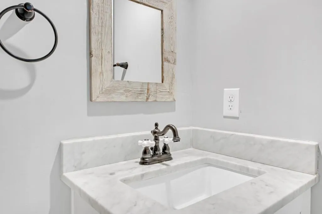 Atlanta, Georgia 30318, 3 Bedrooms Bedrooms, ,3 BathroomsBathrooms,Residential,For Sale,7591837