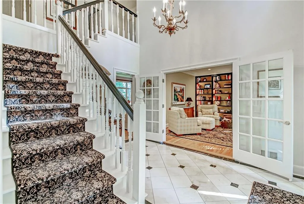 230 Inland Ridge Way, Sandy Springs, Georgia 30342, 5 Bedrooms Bedrooms, ,3 BathroomsBathrooms,Residential,Sold,230 Inland Ridge Way,6712572