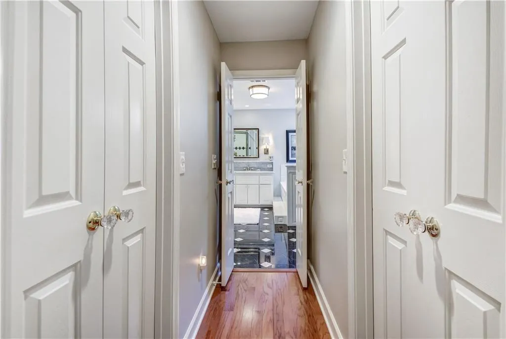 230 Inland Ridge Way, Sandy Springs, Georgia 30342, 5 Bedrooms Bedrooms, ,3 BathroomsBathrooms,Residential,Sold,230 Inland Ridge Way,6712572