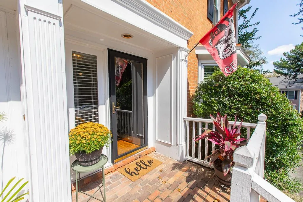 7500 Roswell Road Unit 103, Atlanta, Georgia 30350, 3 Bedrooms Bedrooms, ,2 BathroomsBathrooms,Residential,Sold,7500 Roswell Road Unit 103,6950513
