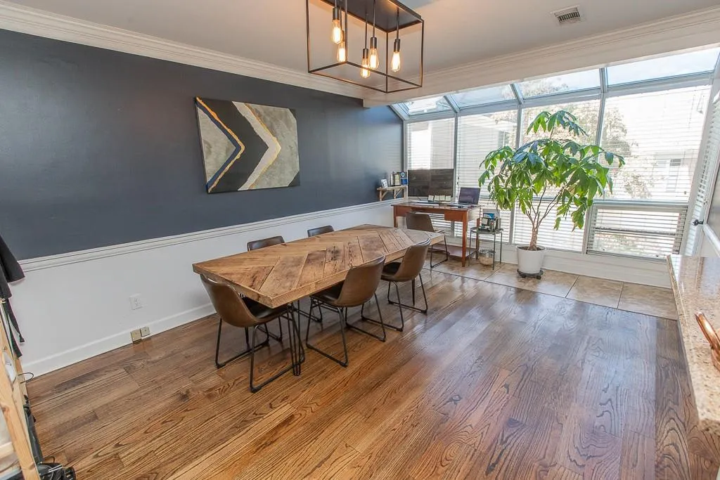 7500 Roswell Road Unit 103, Atlanta, Georgia 30350, 3 Bedrooms Bedrooms, ,2 BathroomsBathrooms,Residential,Sold,7500 Roswell Road Unit 103,6950513