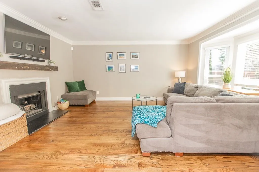 7500 Roswell Road Unit 103, Atlanta, Georgia 30350, 3 Bedrooms Bedrooms, ,2 BathroomsBathrooms,Residential,Sold,7500 Roswell Road Unit 103,6950513