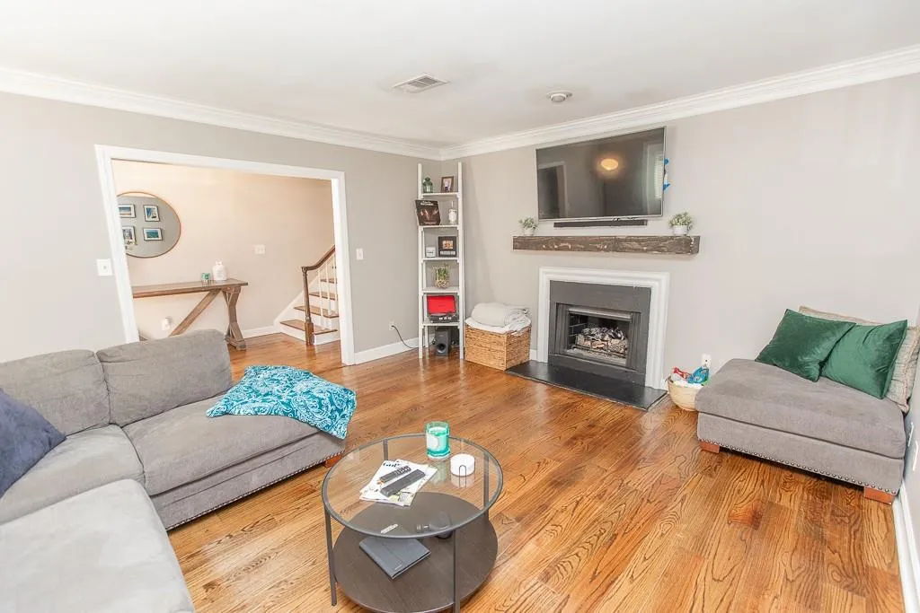 7500 Roswell Road Unit 103, Atlanta, Georgia 30350, 3 Bedrooms Bedrooms, ,2 BathroomsBathrooms,Residential,Sold,7500 Roswell Road Unit 103,6950513