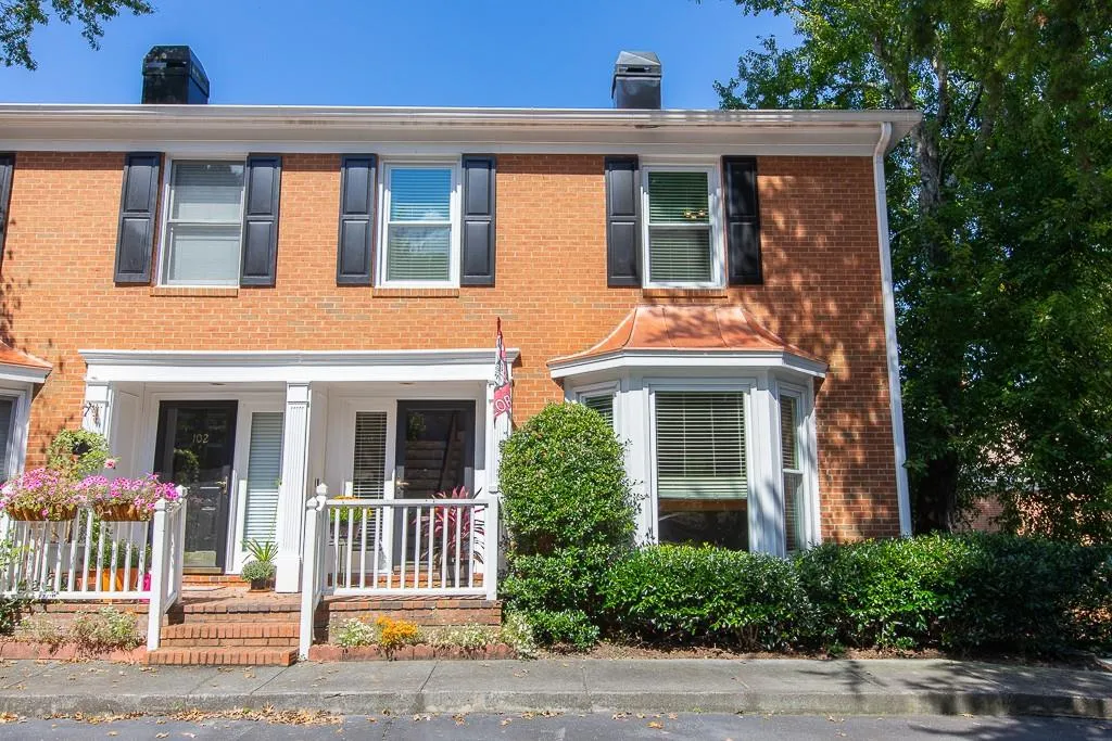 7500 Roswell Road Unit 103, Atlanta, Georgia 30350, 3 Bedrooms Bedrooms, ,2 BathroomsBathrooms,Residential,Sold,7500 Roswell Road Unit 103,6950513