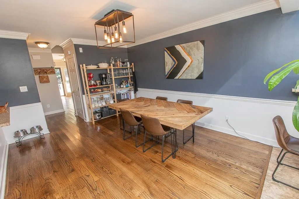 7500 Roswell Road Unit 103, Atlanta, Georgia 30350, 3 Bedrooms Bedrooms, ,2 BathroomsBathrooms,Residential,Sold,7500 Roswell Road Unit 103,6950513