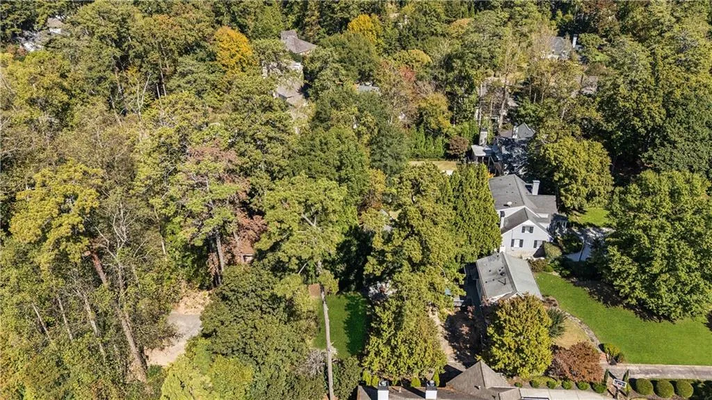 4220 Club Drive Ne, Atlanta, Georgia 30319, 3 Bedrooms Bedrooms, ,2 BathroomsBathrooms,Residential,For Sale,4220 Club Drive Ne,7672606