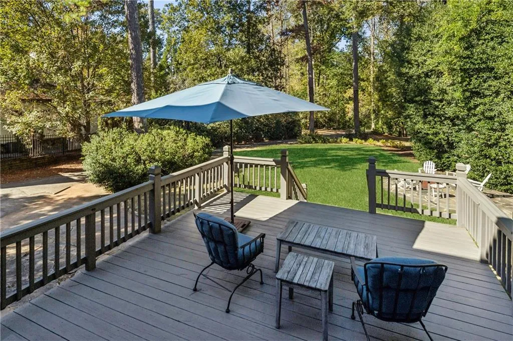 4220 Club Drive Ne, Atlanta, Georgia 30319, 3 Bedrooms Bedrooms, ,2 BathroomsBathrooms,Residential,For Sale,4220 Club Drive Ne,7672606