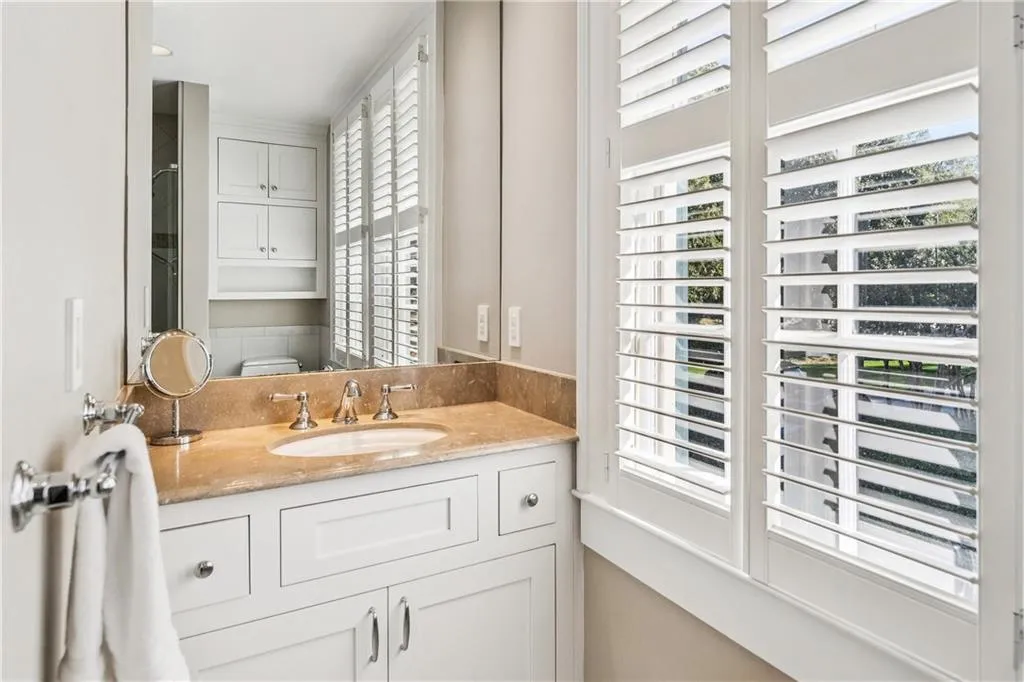 4220 Club Drive Ne, Atlanta, Georgia 30319, 3 Bedrooms Bedrooms, ,2 BathroomsBathrooms,Residential,For Sale,4220 Club Drive Ne,7672606