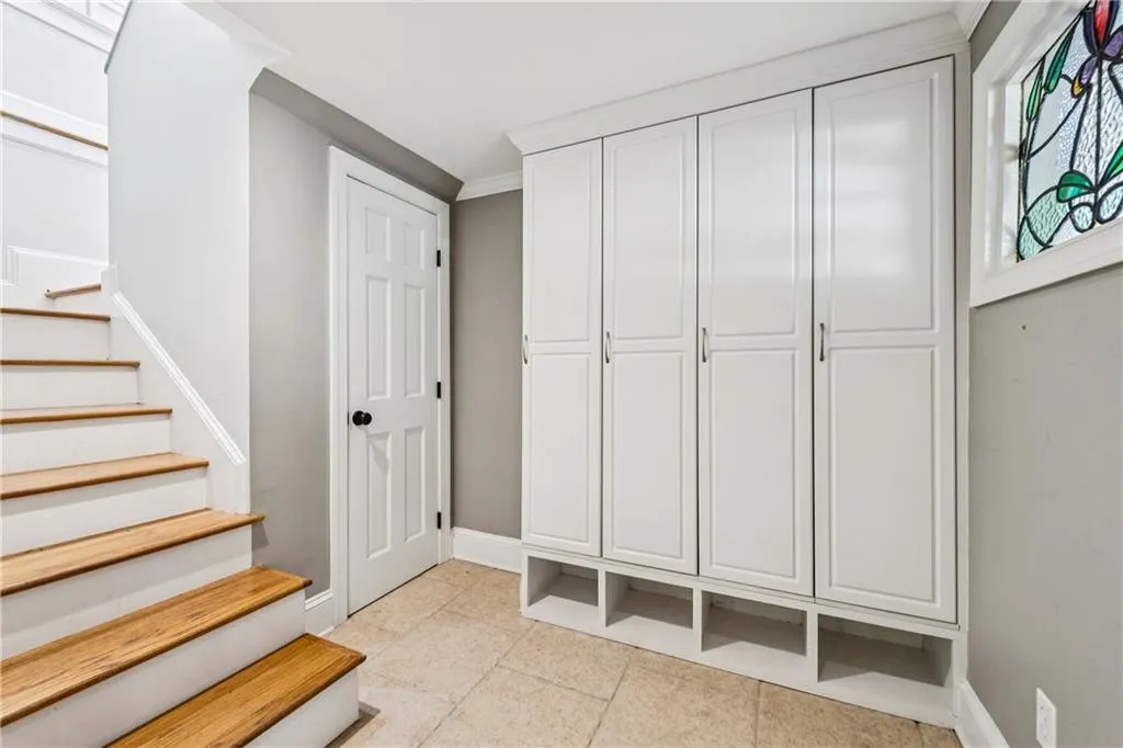 4220 Club Drive Ne, Atlanta, Georgia 30319, 3 Bedrooms Bedrooms, ,2 BathroomsBathrooms,Residential,For Sale,4220 Club Drive Ne,7672606