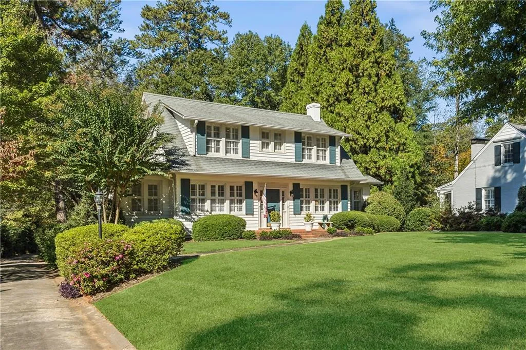 4220 Club Drive Ne, Atlanta, Georgia 30319, 3 Bedrooms Bedrooms, 0 ,2 BathroomsBathrooms,Residential,Sold,4220 Club Drive Ne,7672606