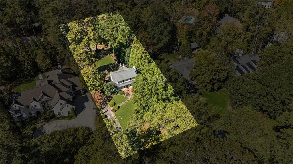 4220 Club Drive Ne, Atlanta, Georgia 30319, 3 Bedrooms Bedrooms, ,2 BathroomsBathrooms,Residential,For Sale,4220 Club Drive Ne,7672606