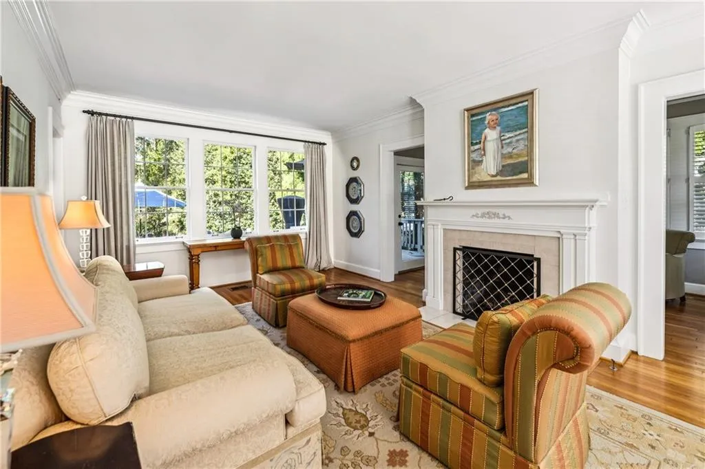 4220 Club Drive Ne, Atlanta, Georgia 30319, 3 Bedrooms Bedrooms, ,2 BathroomsBathrooms,Residential,For Sale,4220 Club Drive Ne,7672606