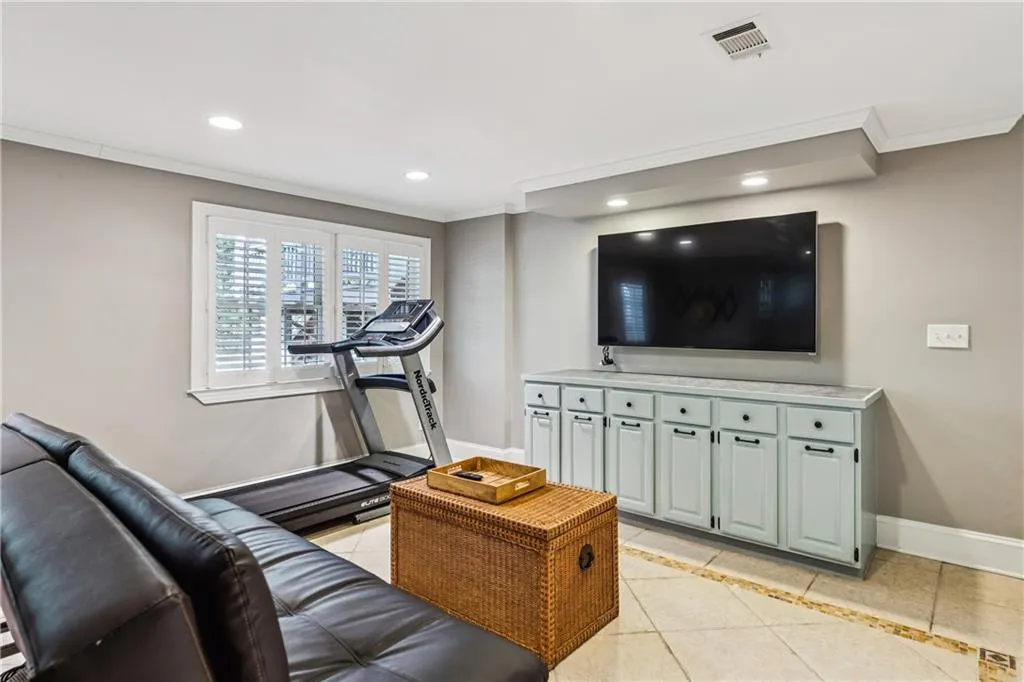 4220 Club Drive Ne, Atlanta, Georgia 30319, 3 Bedrooms Bedrooms, ,2 BathroomsBathrooms,Residential,For Sale,4220 Club Drive Ne,7672606