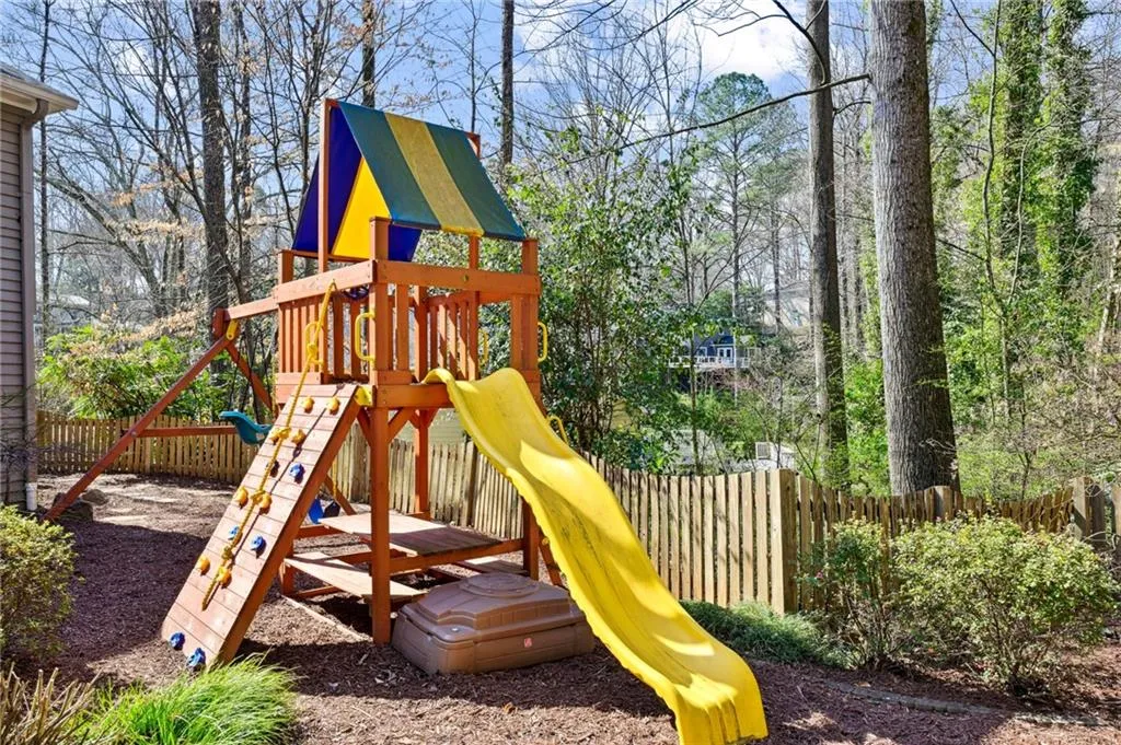 390 Forest Valley Court, Sandy Springs, Georgia 30342, 4 Bedrooms Bedrooms, ,2 BathroomsBathrooms,Residential,Sold,390 Forest Valley Court,7177730