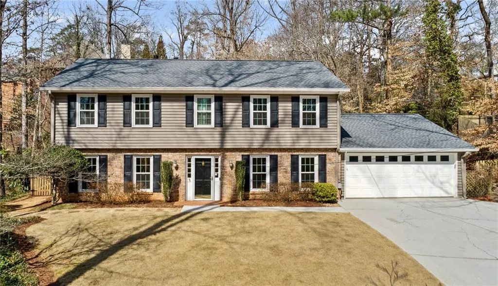 390 Forest Valley Court, Sandy Springs, Georgia 30342, 4 Bedrooms Bedrooms, ,2 BathroomsBathrooms,Residential,Sold,390 Forest Valley Court,7177730