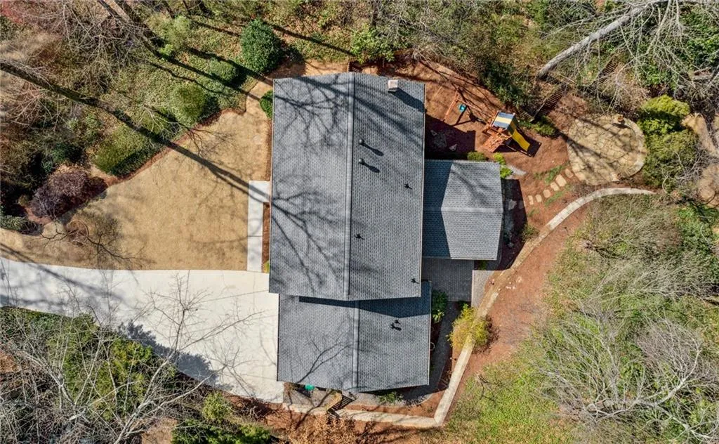 390 Forest Valley Court, Sandy Springs, Georgia 30342, 4 Bedrooms Bedrooms, ,2 BathroomsBathrooms,Residential,Sold,390 Forest Valley Court,7177730