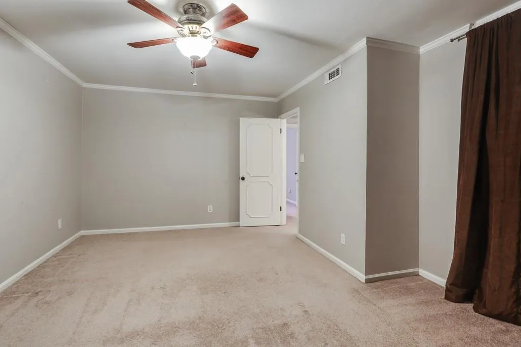 5400 Roswell Road Unit E5, Sandy Springs, Georgia 30342, 2 Bedrooms Bedrooms, ,1 BathroomBathrooms,Residential,Sold,5400 Roswell Road Unit E5,6112064