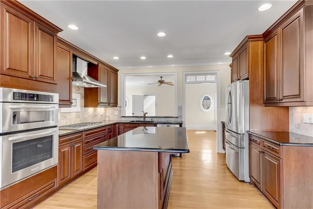 Atlanta, Georgia 30319, 4 Bedrooms Bedrooms, ,3 BathroomsBathrooms,Residential,For Sale,7591778