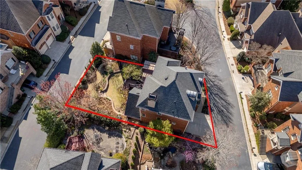 Atlanta, Georgia 30319, 4 Bedrooms Bedrooms, ,3 BathroomsBathrooms,Residential,For Sale,7591778