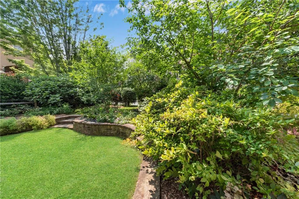 Atlanta, Georgia 30319, 4 Bedrooms Bedrooms, ,3 BathroomsBathrooms,Residential,For Sale,7591778