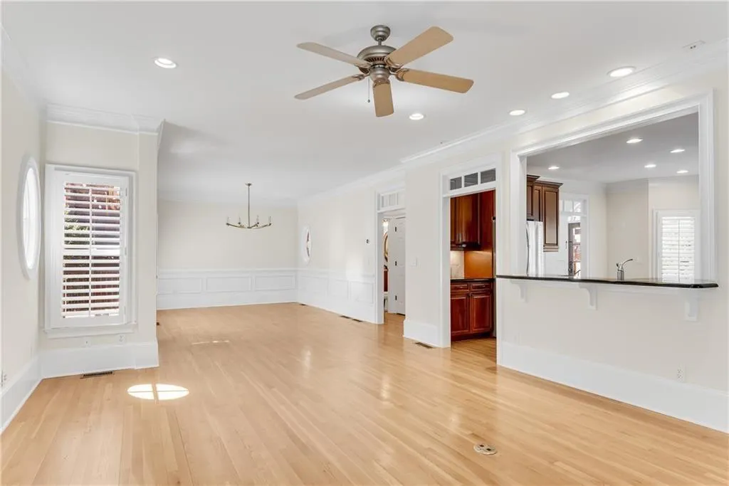 Atlanta, Georgia 30319, 4 Bedrooms Bedrooms, ,3 BathroomsBathrooms,Residential,For Sale,7591778