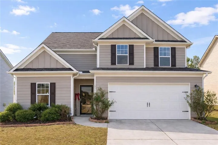 735 Walnut Creek Circle, Pendergrass, Georgia 30567