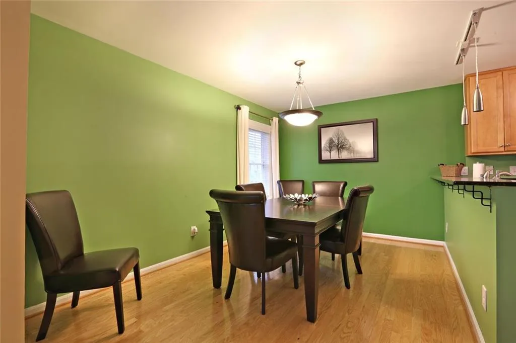 1445 Monroe Drive Ne Unit C18, Atlanta, Georgia 30324, 2 Bedrooms Bedrooms, ,2 BathroomsBathrooms,Residential,Sold,1445 Monroe Drive Ne Unit C18,5648008
