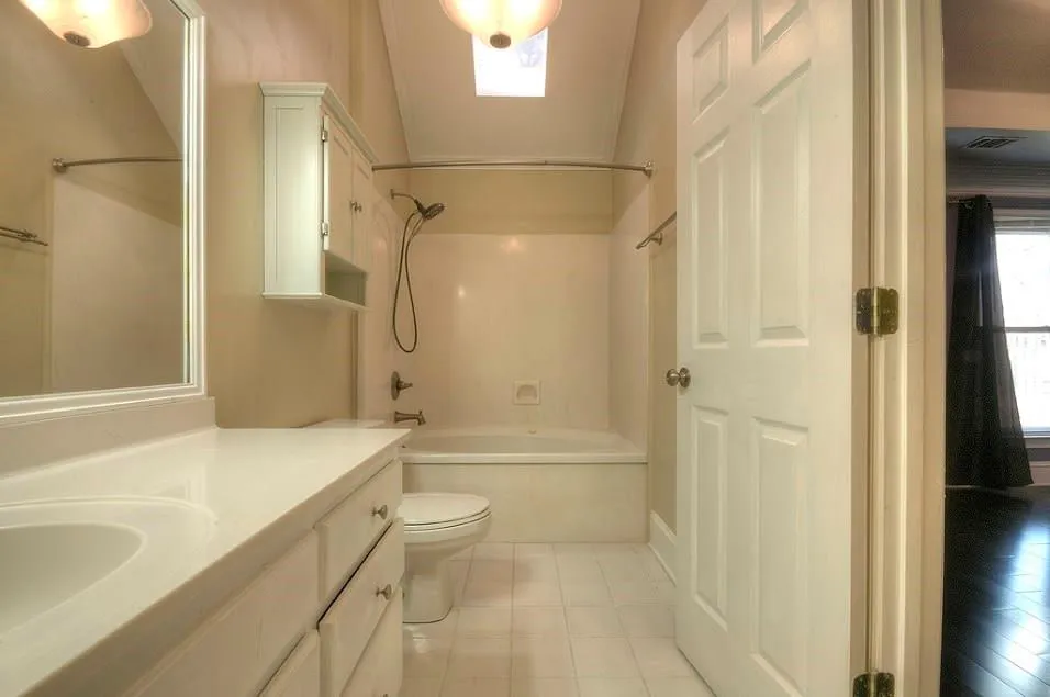 7950 Colquitt Road Unit B3, Sandy Springs, Georgia 30350, 2 Bedrooms Bedrooms, ,2 BathroomsBathrooms,Residential,Sold,7950 Colquitt Road Unit B3,5627546