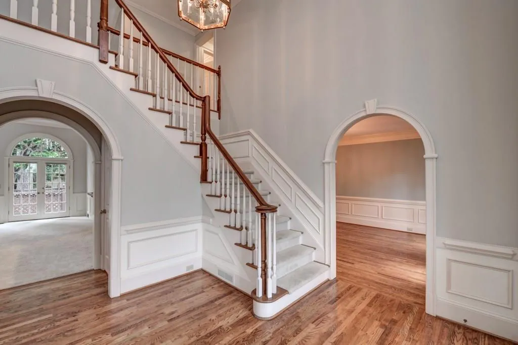 7590 Wolf Brook Drive, Sandy Springs, Georgia 30350, 5 Bedrooms Bedrooms, ,4 BathroomsBathrooms,Residential,Sold,7590 Wolf Brook Drive,5933735