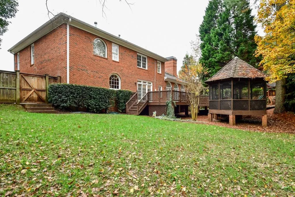 7590 Wolf Brook Drive, Sandy Springs, Georgia 30350, 5 Bedrooms Bedrooms, ,4 BathroomsBathrooms,Residential,Sold,7590 Wolf Brook Drive,5933735