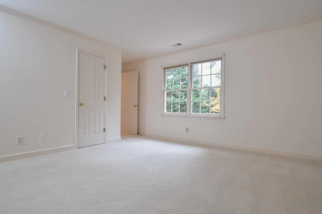 7590 Wolf Brook Drive, Sandy Springs, Georgia 30350, 5 Bedrooms Bedrooms, ,4 BathroomsBathrooms,Residential,Sold,7590 Wolf Brook Drive,5933735