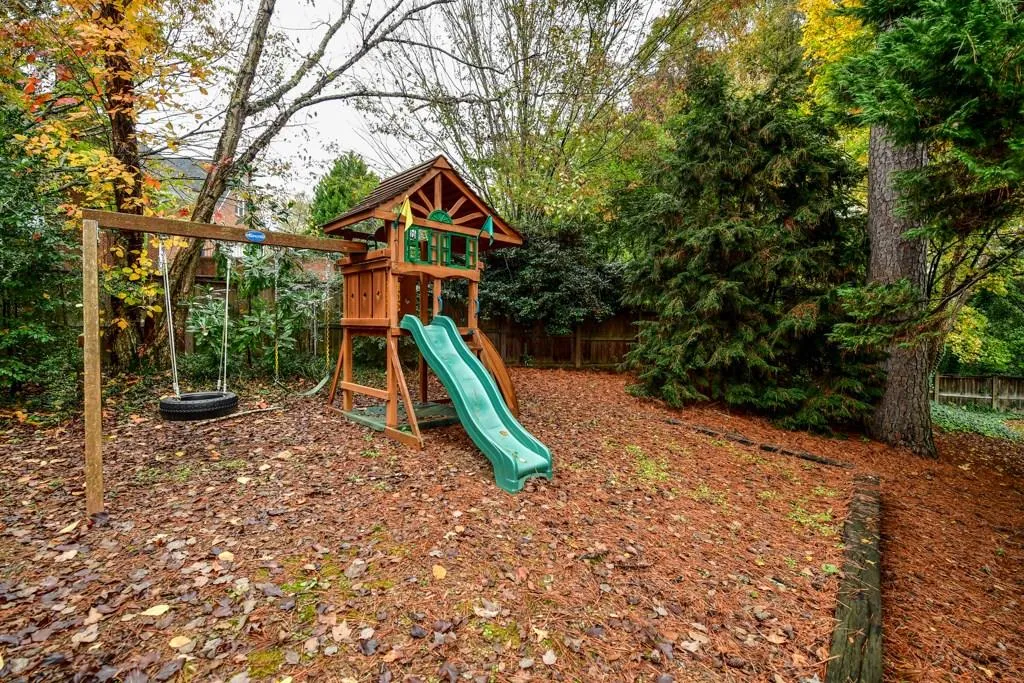 7590 Wolf Brook Drive, Sandy Springs, Georgia 30350, 5 Bedrooms Bedrooms, ,4 BathroomsBathrooms,Residential,Sold,7590 Wolf Brook Drive,5933735