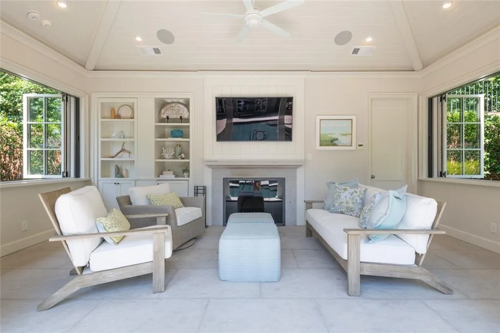 1496 Masters Club Drive, Atlanta, Georgia 30350, 5 Bedrooms Bedrooms, ,5 BathroomsBathrooms,Residential,Sold,1496 Masters Club Drive,7418235