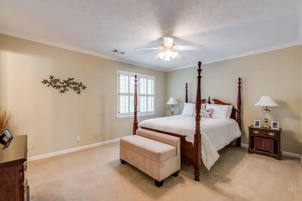 7904 Briar Villa Place, Sandy Springs, Georgia 30350, 3 Bedrooms Bedrooms, ,2 BathroomsBathrooms,Residential,Sold,7904 Briar Villa Place,5935031