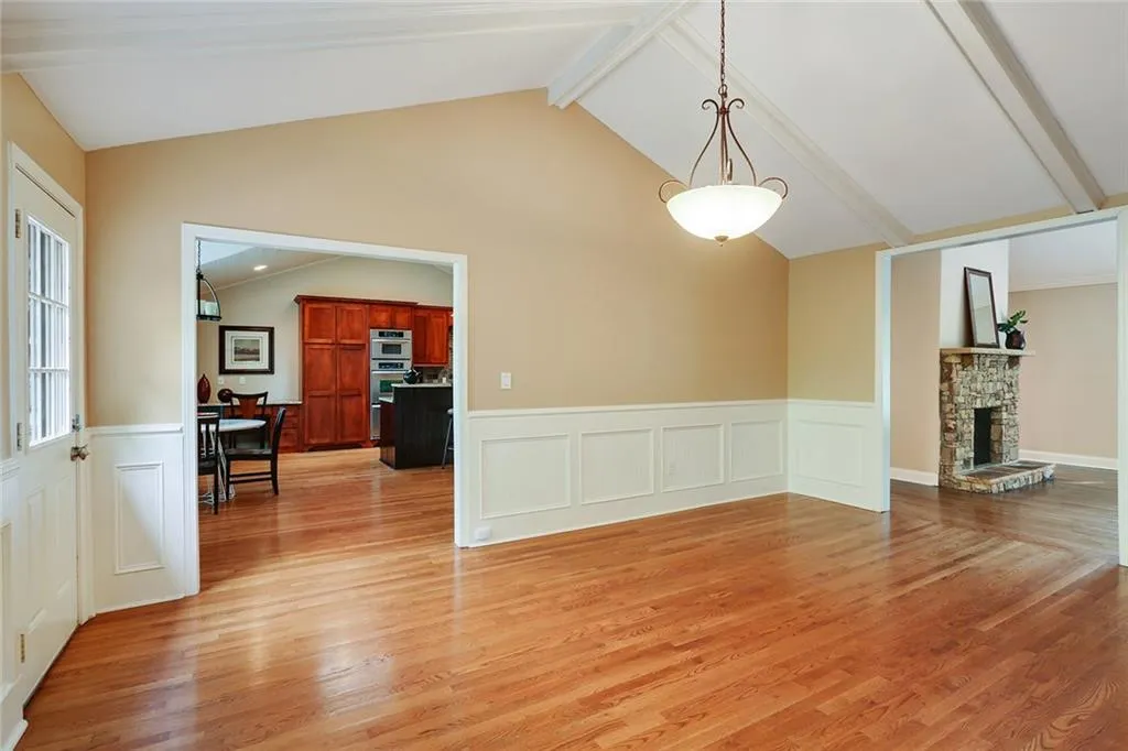 4770 Nw Dudley Lane Nw, Atlanta, Georgia 30327, 4 Bedrooms Bedrooms, ,4 BathroomsBathrooms,Residential,Sold,4770 Nw Dudley Lane Nw,5882963