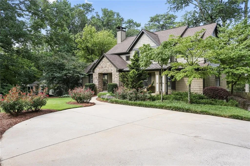 4770 Nw Dudley Lane Nw, Atlanta, Georgia 30327, 4 Bedrooms Bedrooms, ,4 BathroomsBathrooms,Residential,Sold,4770 Nw Dudley Lane Nw,5882963