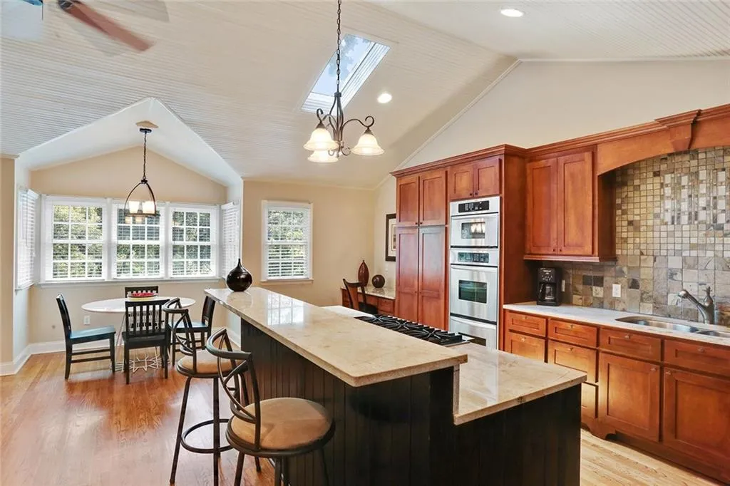 4770 Nw Dudley Lane Nw, Atlanta, Georgia 30327, 4 Bedrooms Bedrooms, ,4 BathroomsBathrooms,Residential,Sold,4770 Nw Dudley Lane Nw,5882963