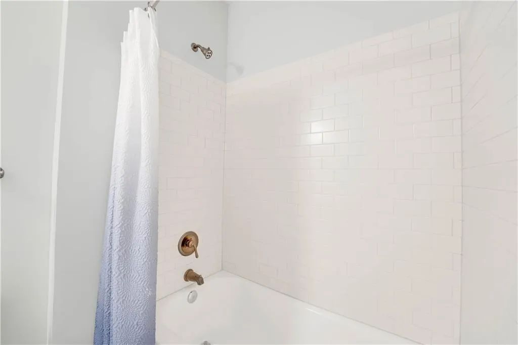 901 Abernathy Road Unit 5200, Atlanta, Georgia 30328, 2 Bedrooms Bedrooms, ,2 BathroomsBathrooms,Residential,Sold,901 Abernathy Road Unit 5200,7075926