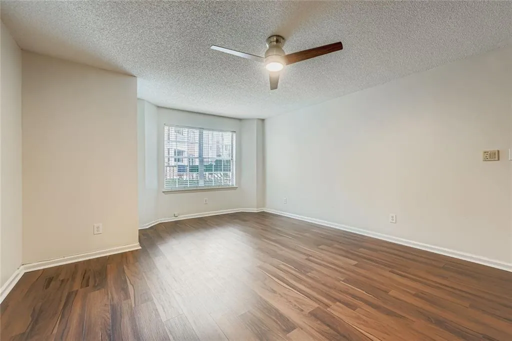4100 Chastain Park Court Ne, Atlanta, Georgia 30342, 1 Bedroom Bedrooms, ,1 BathroomBathrooms,Residential,For Sale,4100 Chastain Park Court Ne,7651283