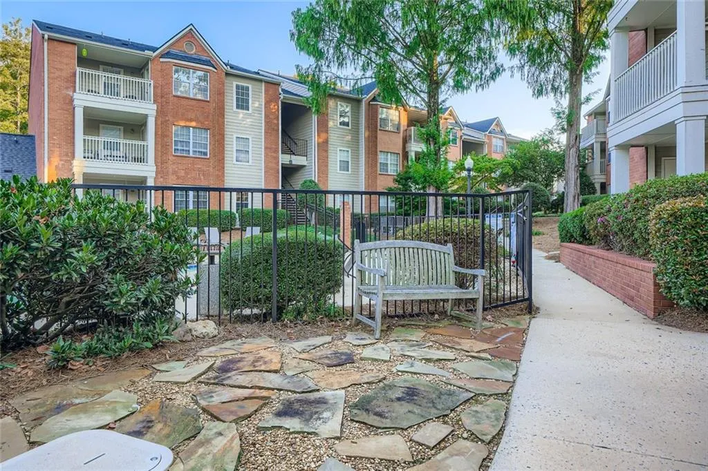 4100 Chastain Park Court Ne, Atlanta, Georgia 30342, 1 Bedroom Bedrooms, ,1 BathroomBathrooms,Residential,For Sale,4100 Chastain Park Court Ne,7651283