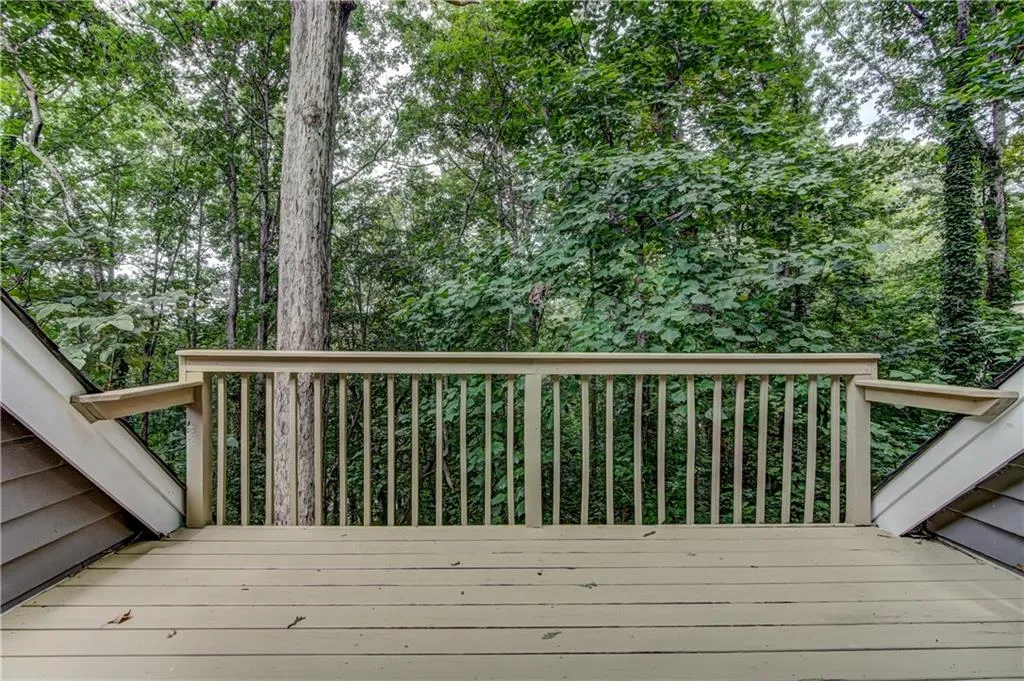 335 River Knoll Drive, Atlanta, Georgia 30328, 5 Bedrooms Bedrooms, ,3 BathroomsBathrooms,Residential,Sold,335 River Knoll Drive,5898934