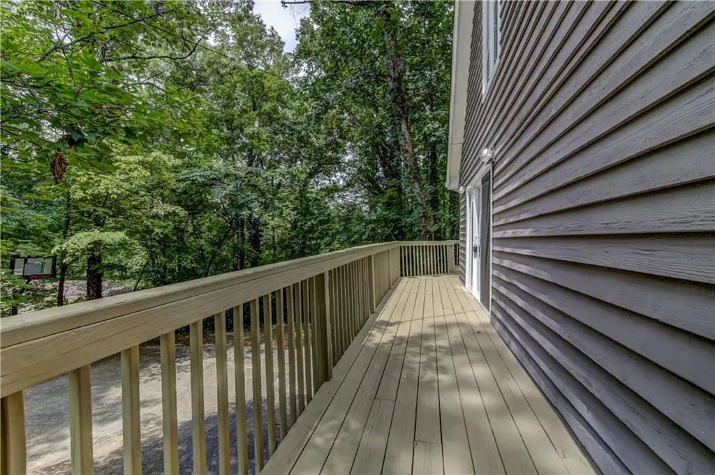 335 River Knoll Drive, Atlanta, Georgia 30328, 5 Bedrooms Bedrooms, ,3 BathroomsBathrooms,Residential,Sold,335 River Knoll Drive,5898934