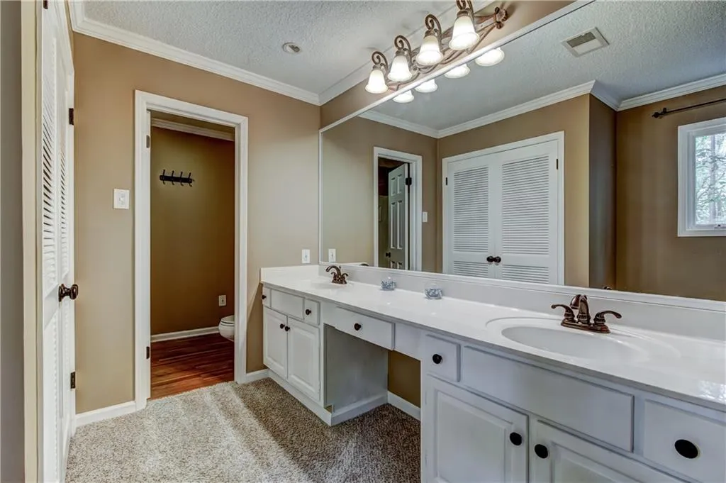 335 River Knoll Drive, Atlanta, Georgia 30328, 5 Bedrooms Bedrooms, ,3 BathroomsBathrooms,Residential,Sold,335 River Knoll Drive,5898934