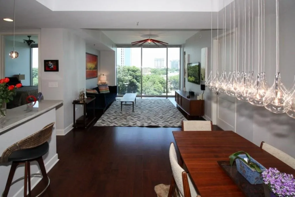 2795 Peachtree Road Unit 905, Atlanta, Georgia 30305, 2 Bedrooms Bedrooms, ,2 BathroomsBathrooms,Residential,Sold,2795 Peachtree Road Unit 905,5668572 2795 Peachtree Road Unit 905, Atlanta, Georgia 30305, 2 Bedrooms Bedrooms, ,2 BathroomsBathrooms,Residential,Sold,2795 Peachtree Road Unit 905,5668572