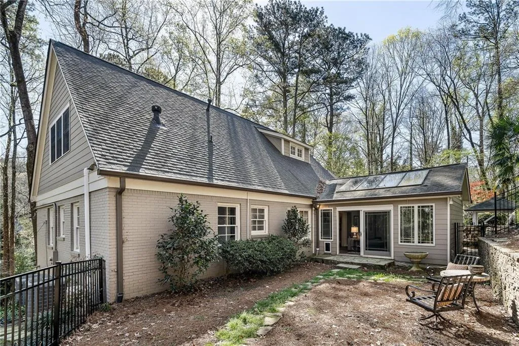 4944 Carol Lane, Atlanta, Georgia 30327, 4 Bedrooms Bedrooms, ,3 BathroomsBathrooms,Residential,Sold,4944 Carol Lane,6851583