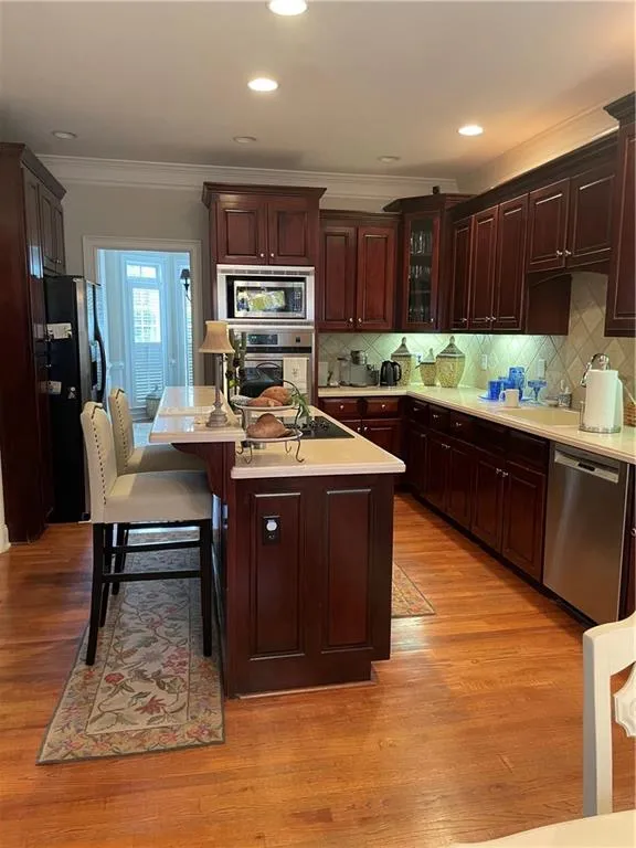 100 Savannah Estates Drive, Sandy Springs, Georgia 30350, 4 Bedrooms Bedrooms, ,3 BathroomsBathrooms,Residential,Sold,100 Savannah Estates Drive,7171398