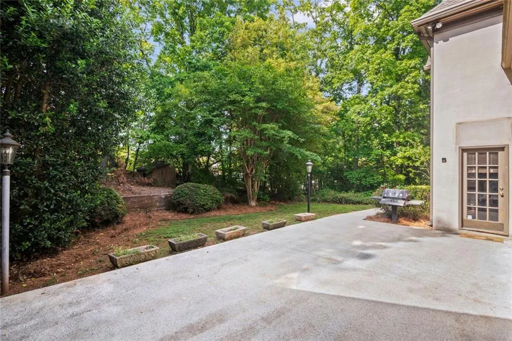 1440 Northwold Drive, Atlanta, Georgia 30350, 6 Bedrooms Bedrooms, ,4 BathroomsBathrooms,Residential,Sold,1440 Northwold Drive,7570272